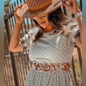 Worn once! Green/blue embroidered maxi dress